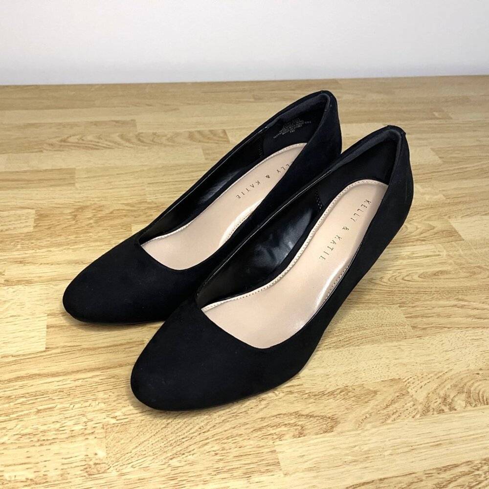 NWT Kelly and Katie Black Wedges Suede Size 10